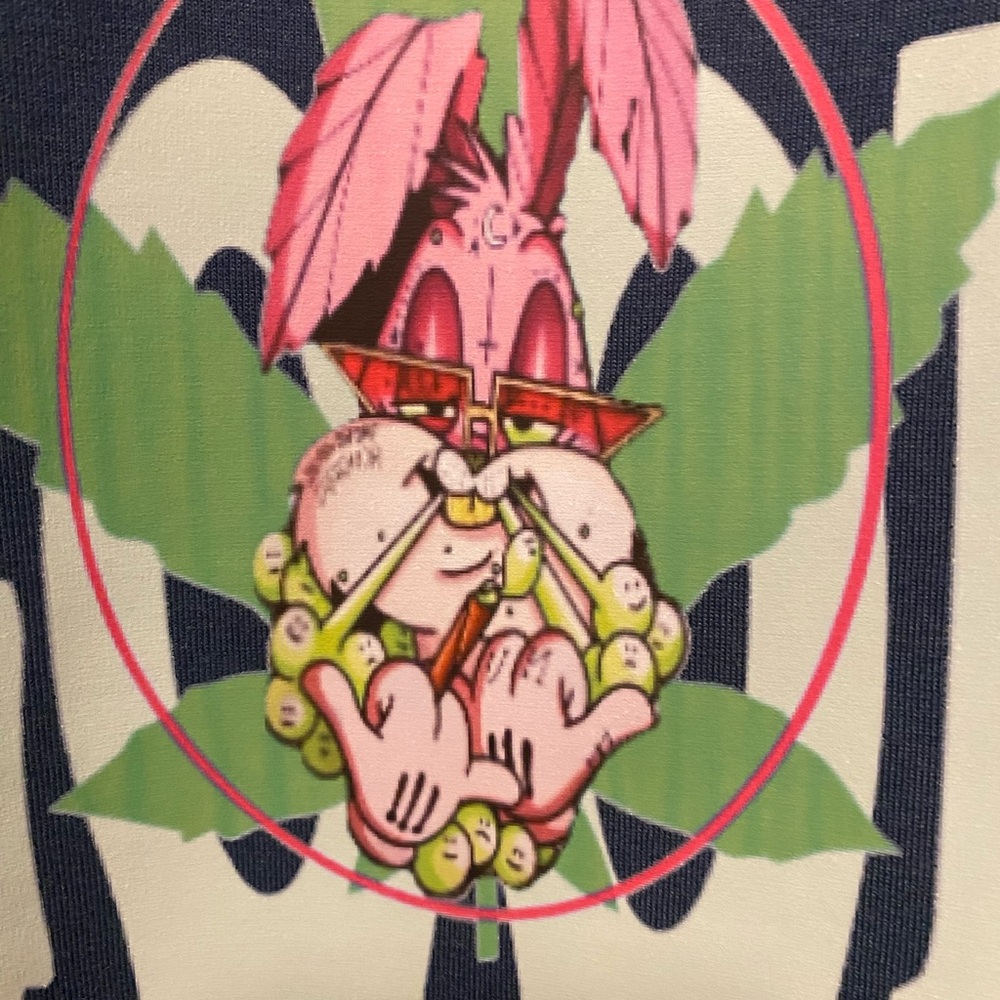 NEW!! DOUBLE SIDED- ONLY GOOD VIBES- BUGS BUNNY/ WEED tee - Picture 3 of 8